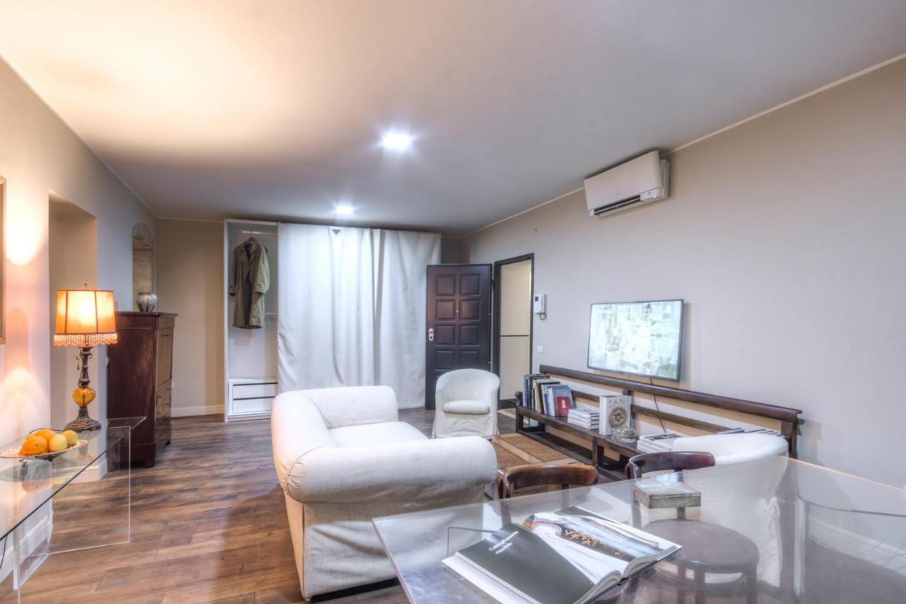 Right House Di Via Sulis - Best Neighborhood In The Town 卡利亚里 外观 照片